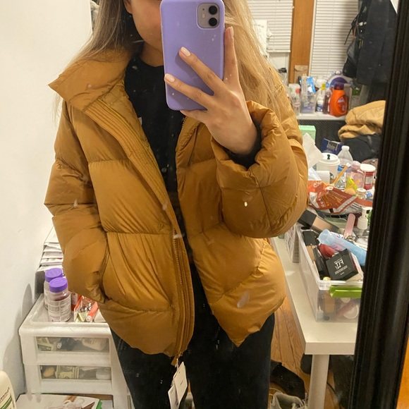 uniqlo yellow puffer jacket